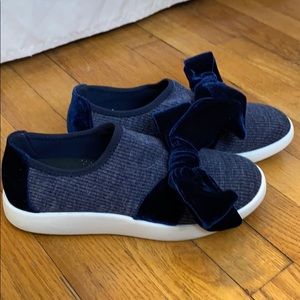 Ladies sneakers